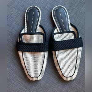 Zara Trafaluc Black and White Woven Mule Loafers